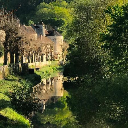 Cote-Serein La Privilege De La Tour Madame Noyers-sur-Serein Exterior foto